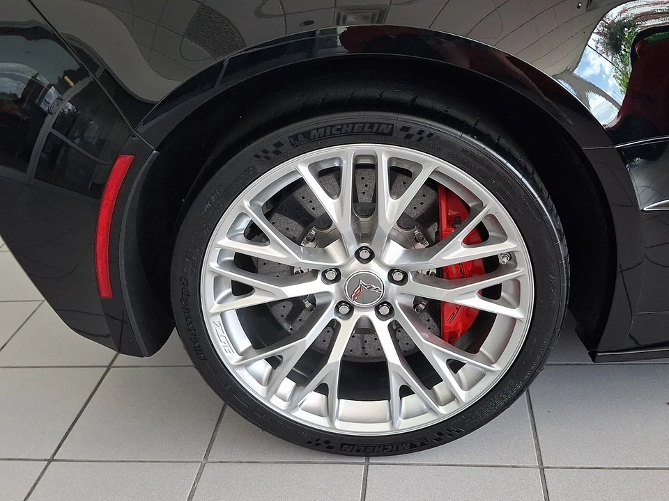 2016 Chevrolet Corvette C7 Z06 - Image 11 of 31