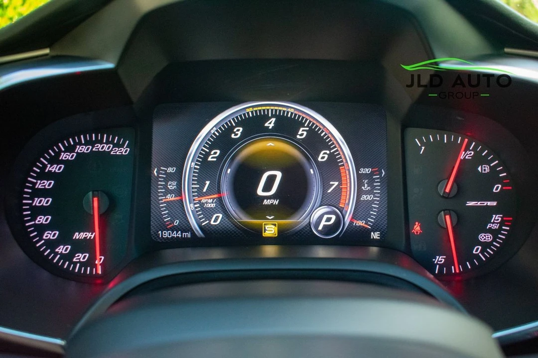 2016 Chevrolet Corvette C7 Z06 - Image 12 of 31