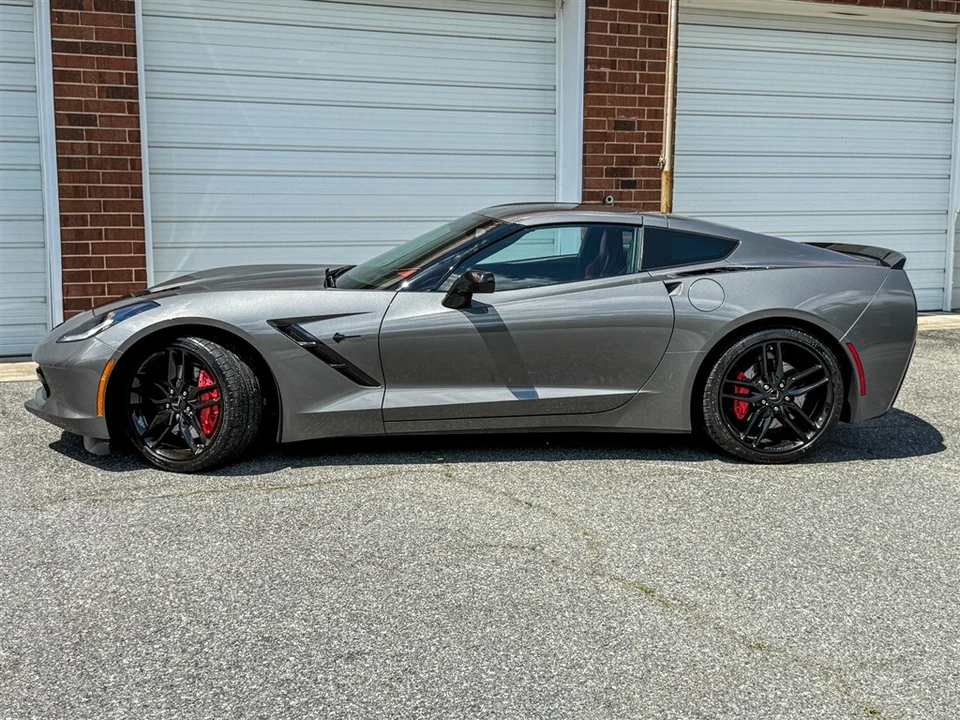 2016 Chevrolet Corvette C7 - Image 2 of 31