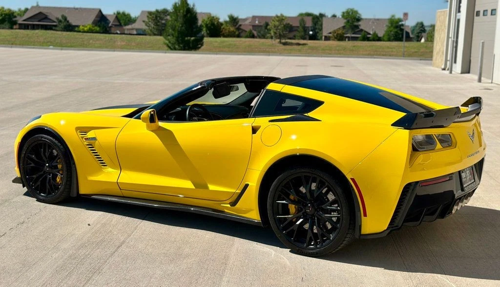 2016 Chevrolet Corvette C7 Z06 - Image 11 of 12