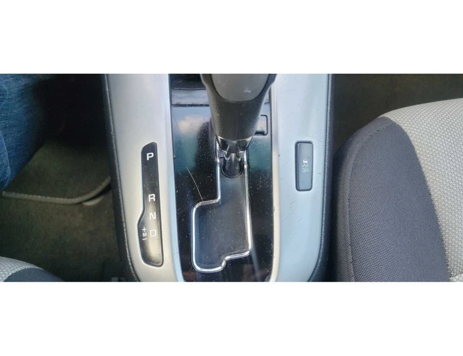 2016 Chevrolet Cruze - Image 16 of 17