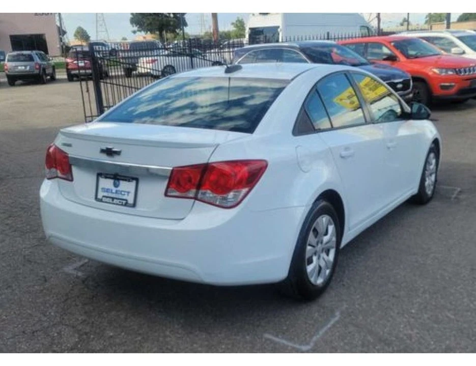2016 Chevrolet Cruze - Image 3 of 17