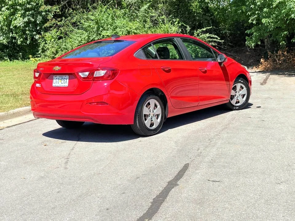2016 Chevrolet Cruze - Image 6 of 17