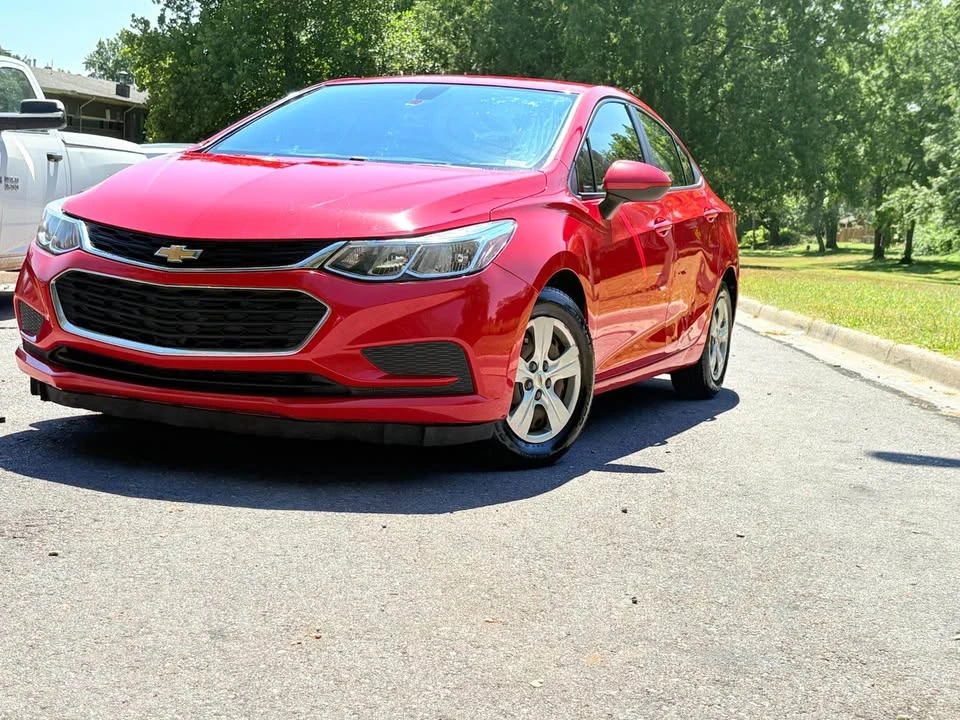 2016 Chevrolet Cruze - Image 8 of 17