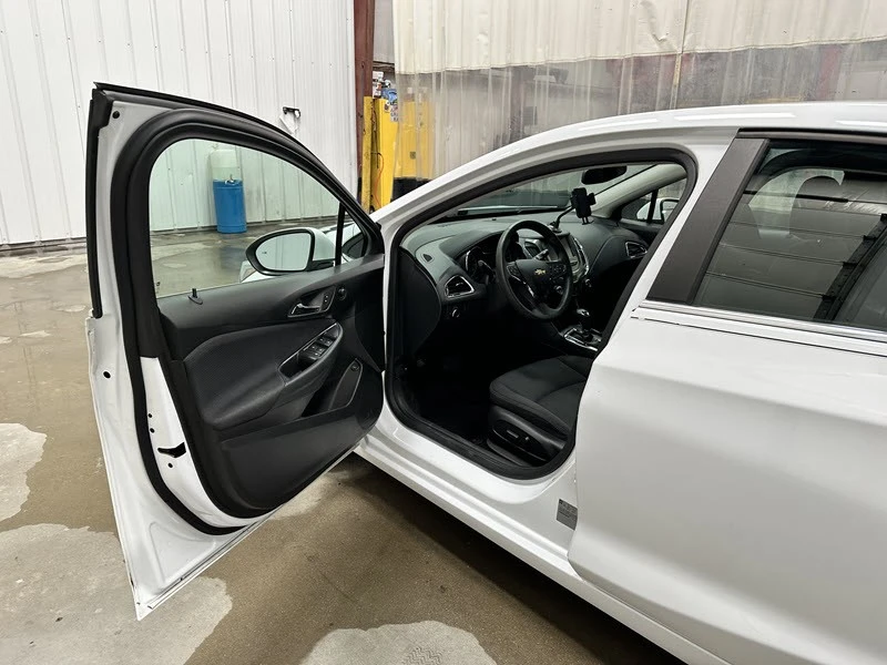 2016 Chevrolet Cruze - Image 7 of 21