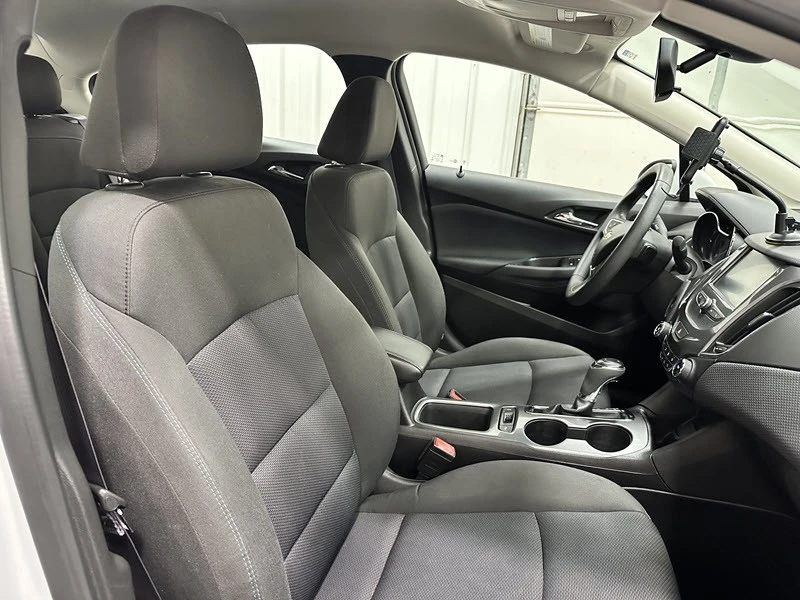 2016 Chevrolet Cruze - Image 17 of 21