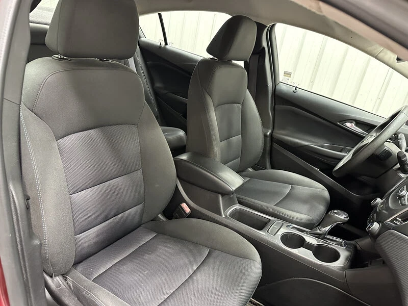 2016 Chevrolet Cruze - Image 18 of 21