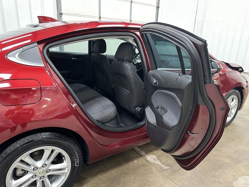 2016 Chevrolet Cruze - Image 14 of 21