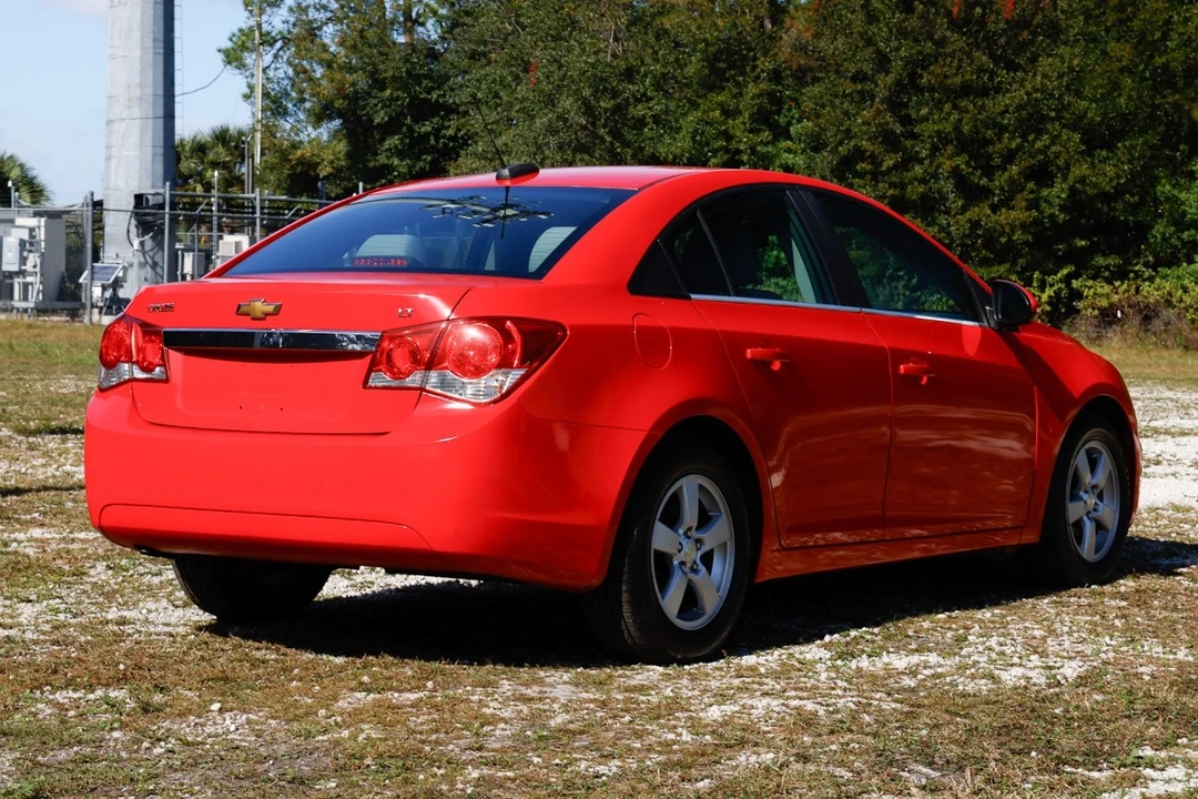 2016 Chevrolet Cruze - Image 11 of 12