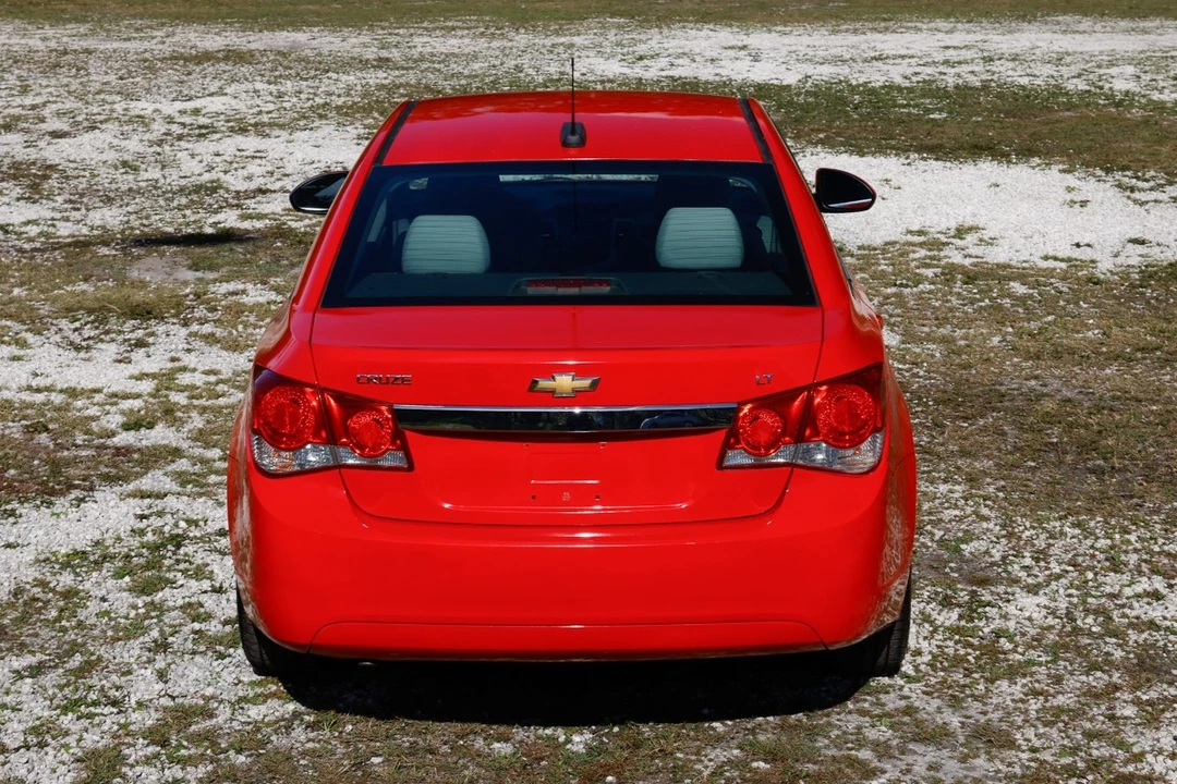 2016 Chevrolet Cruze - Image 7 of 12