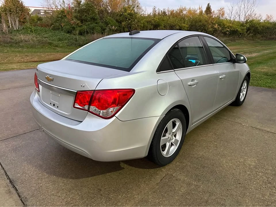 2016 Chevrolet Cruze - Image 4 of 10