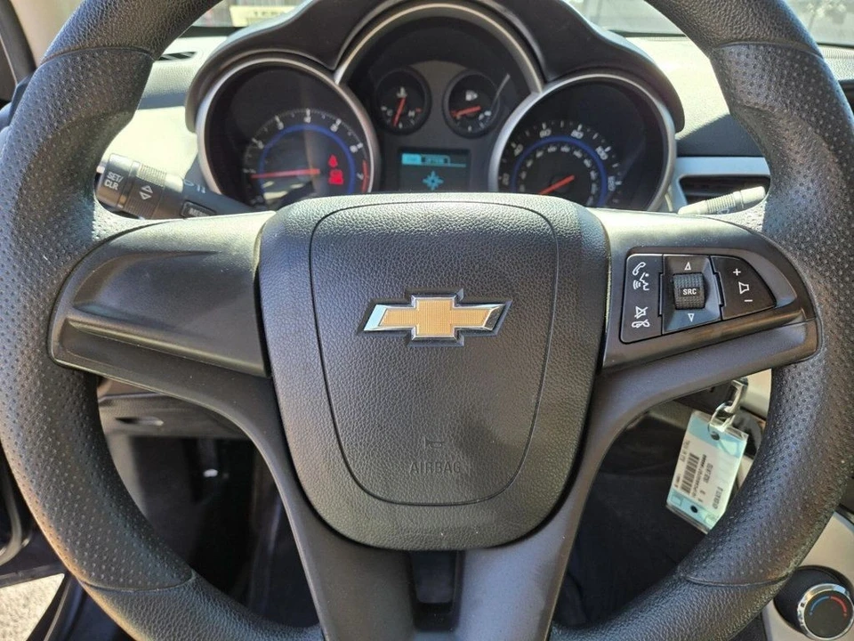 2016 Chevrolet Cruze - Image 15 of 21