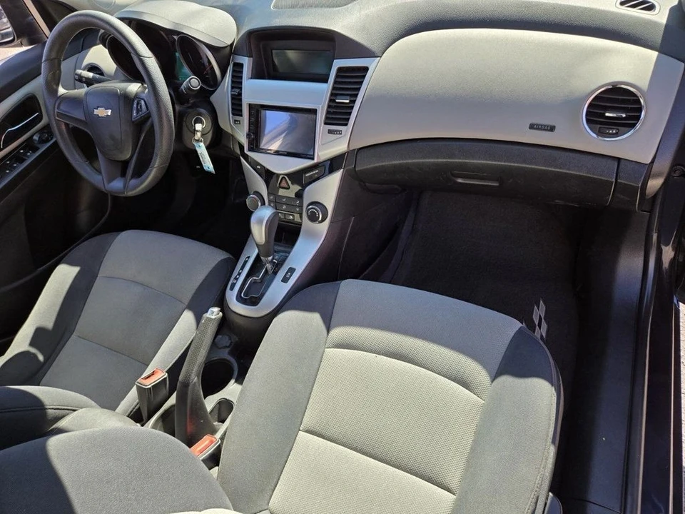 2016 Chevrolet Cruze - Image 12 of 21