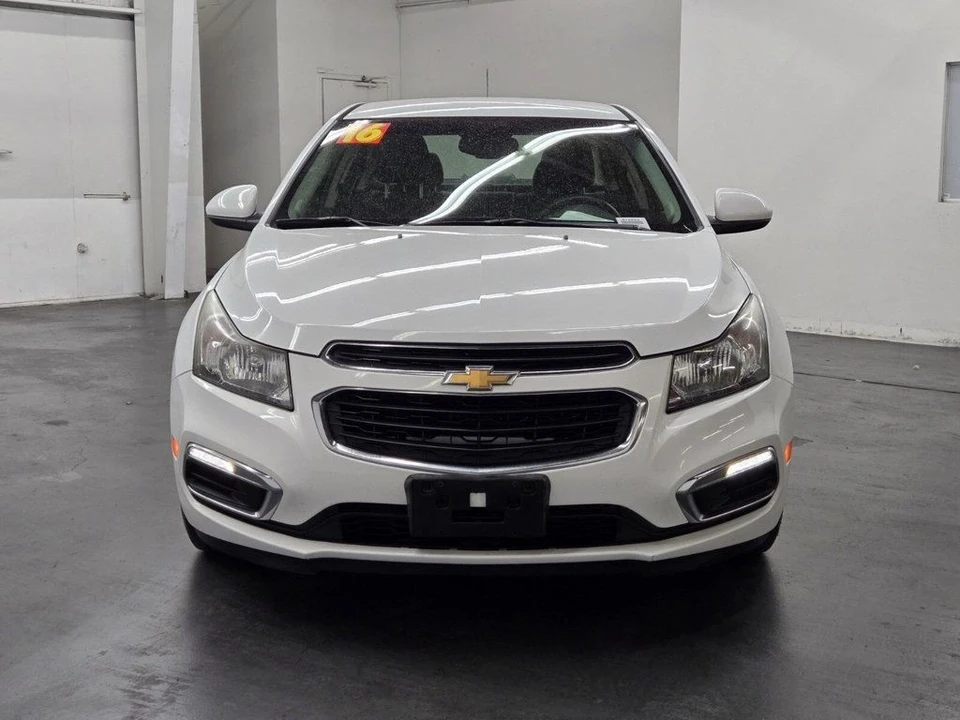 2016 Chevrolet Cruze - Image 3 of 12