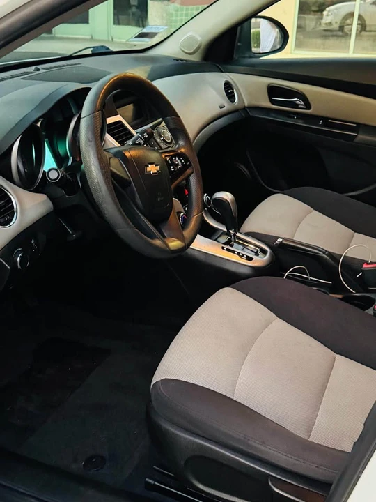 2016 Chevrolet Cruze - Image 6 of 7