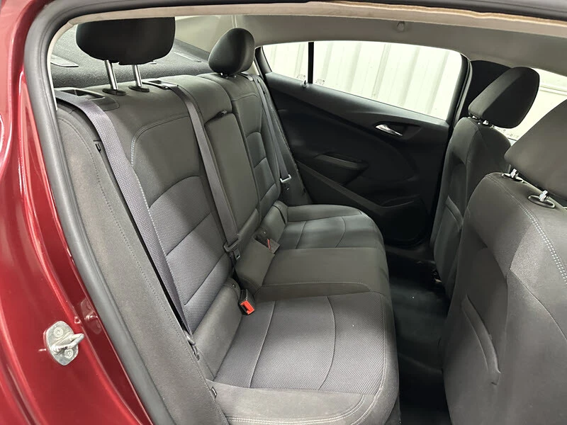 2016 Chevrolet Cruze - Image 16 of 21