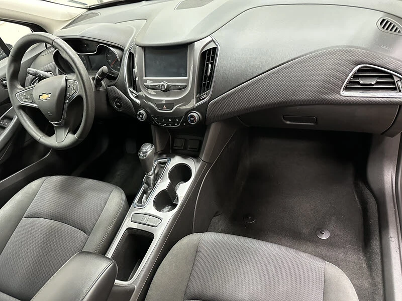 2016 Chevrolet Cruze - Image 19 of 21