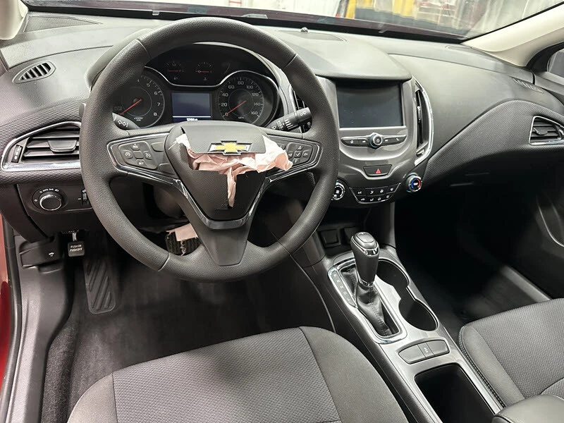 2016 Chevrolet Cruze - Image 8 of 21