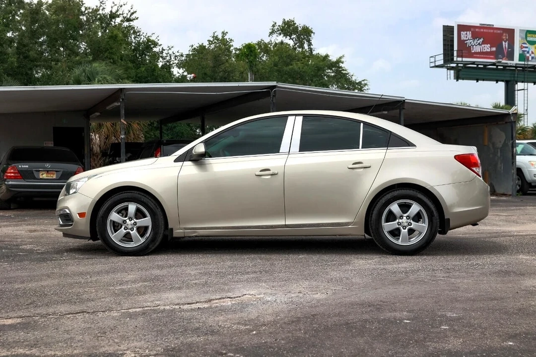 2016 Chevrolet Cruze - Image 3 of 12