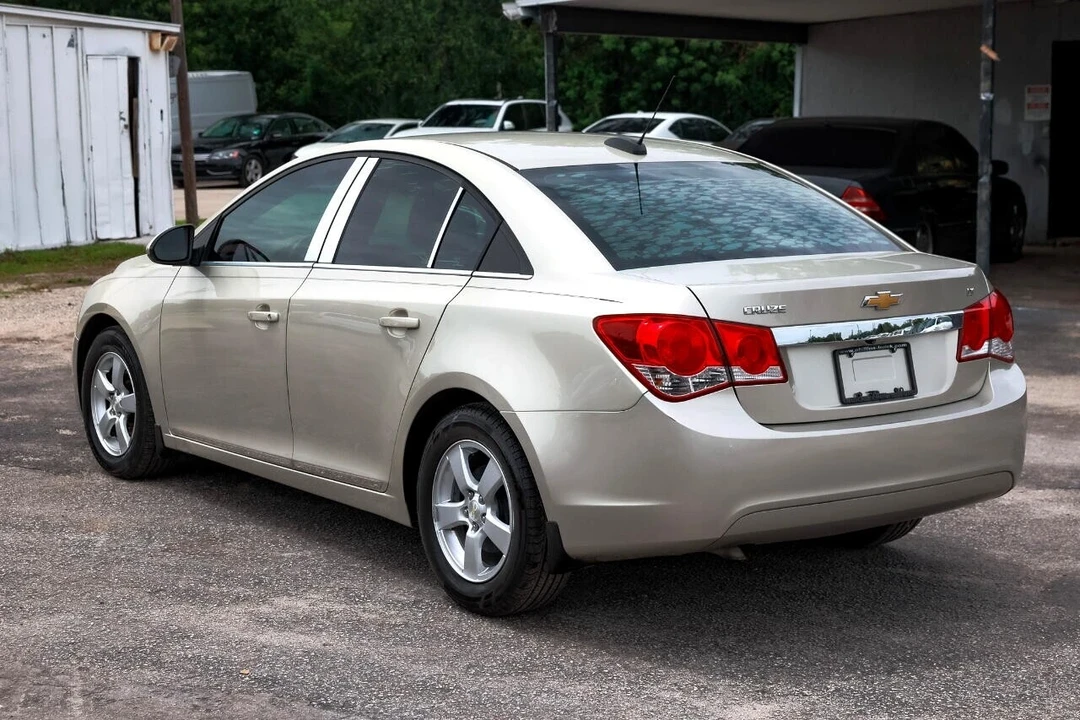 2016 Chevrolet Cruze - Image 5 of 12