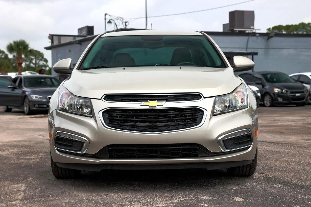 2016 Chevrolet Cruze - Image 17 of 21