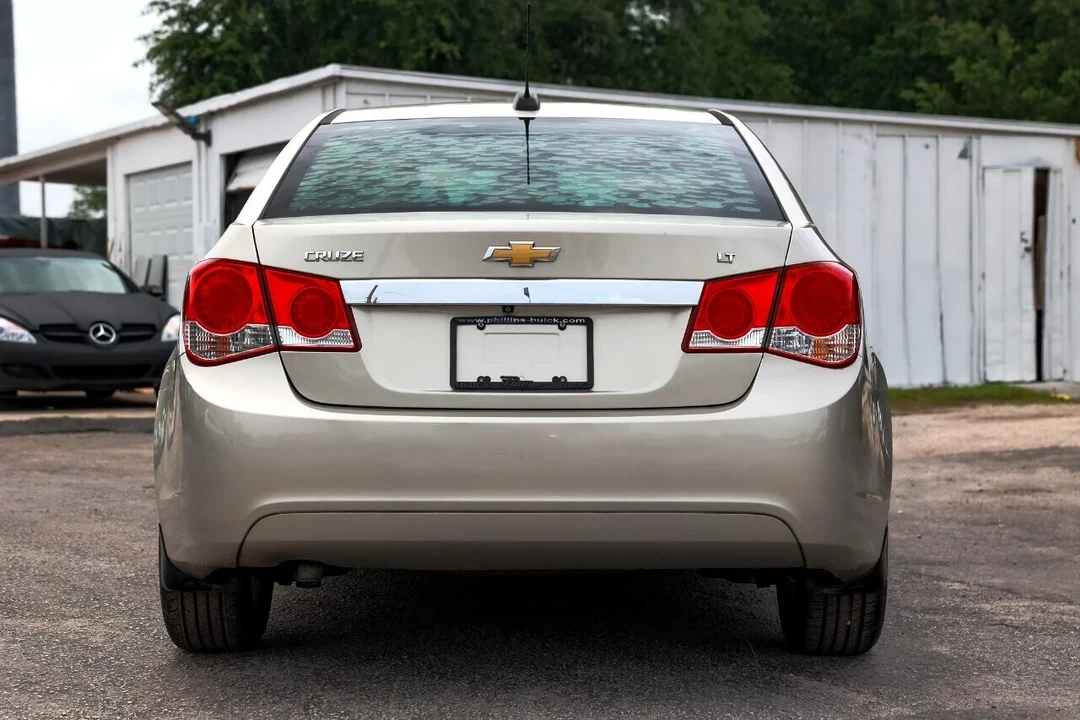 2016 Chevrolet Cruze - Image 7 of 12