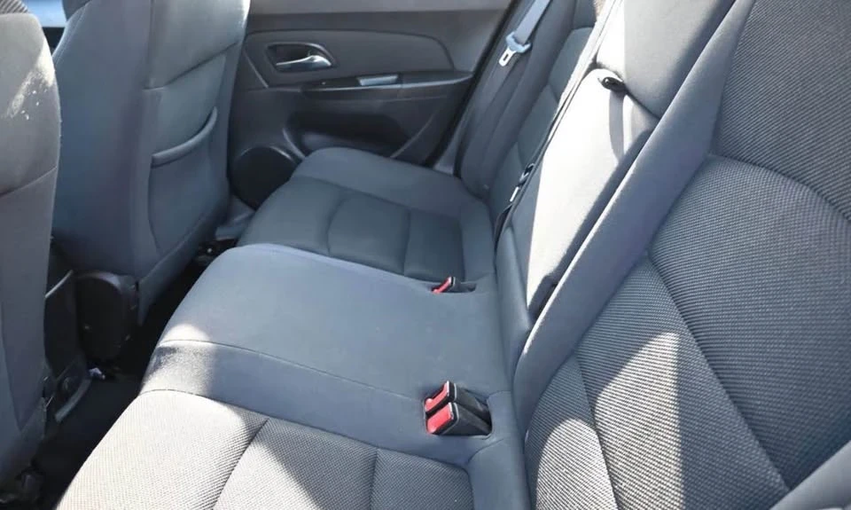 2016 Chevrolet Cruze - Image 4 of 4