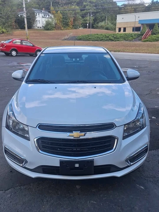 2016 Chevrolet Cruze - Image 2 of 7