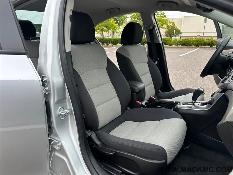 2016 Chevrolet Cruze - Image 16 of 20