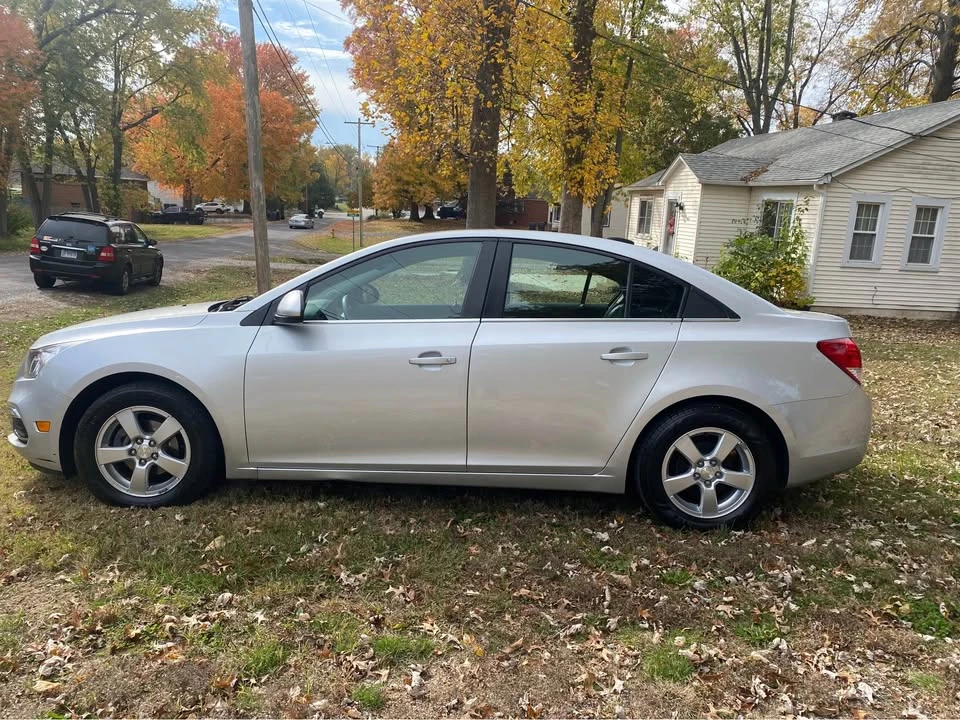 2016 Chevrolet Cruze - Image 4 of 5