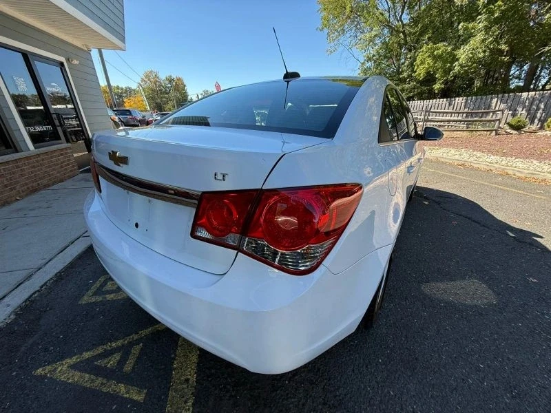 2016 Chevrolet Cruze - Image 6 of 12