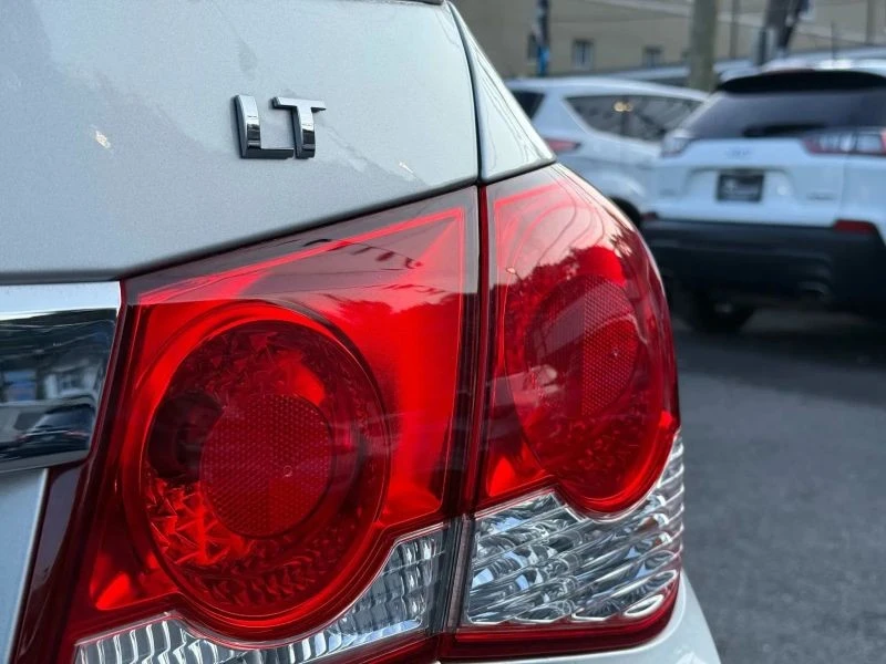 2016 Chevrolet Cruze - Image 7 of 12