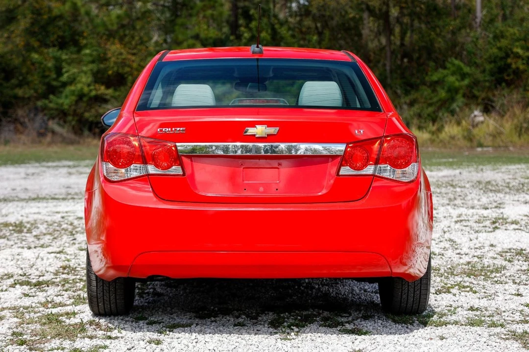 2016 Chevrolet Cruze - Image 9 of 21