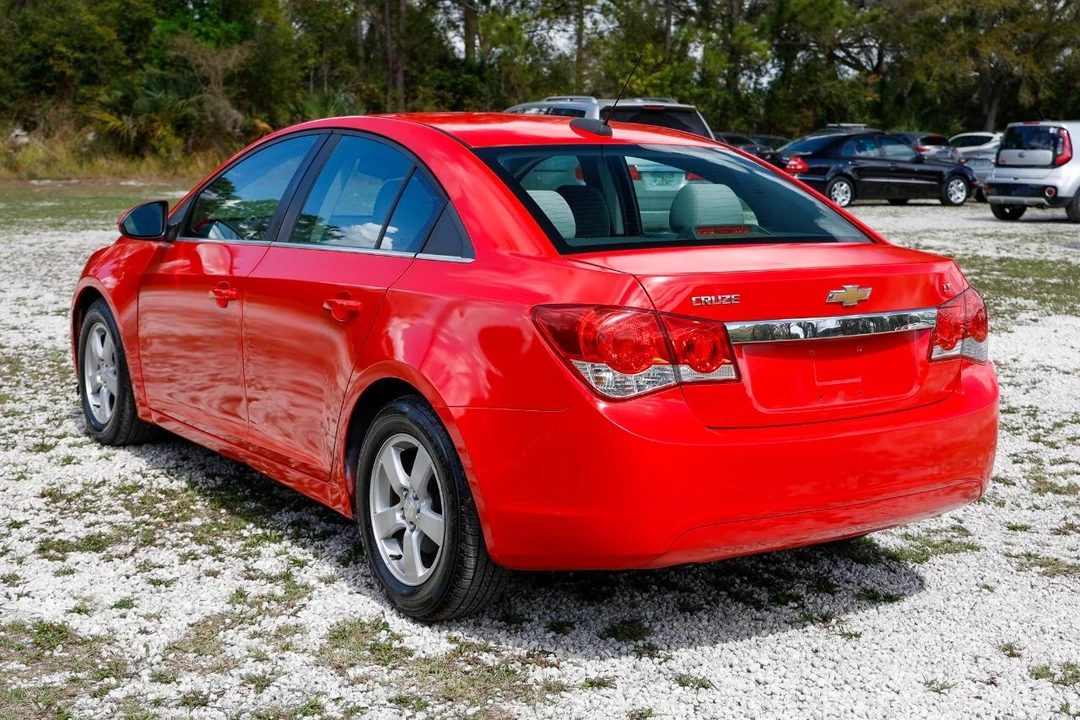 2016 Chevrolet Cruze - Image 5 of 12
