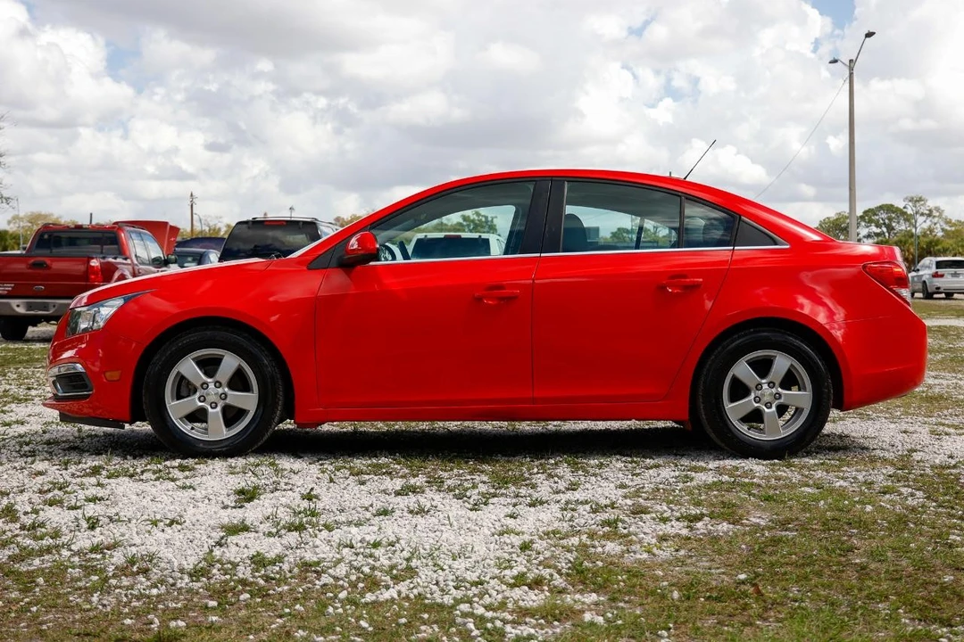 2016 Chevrolet Cruze - Image 3 of 12