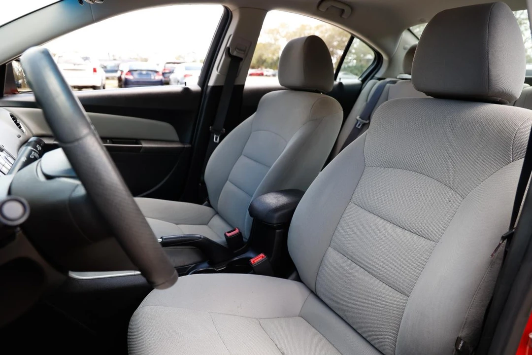 2016 Chevrolet Cruze - Image 6 of 21