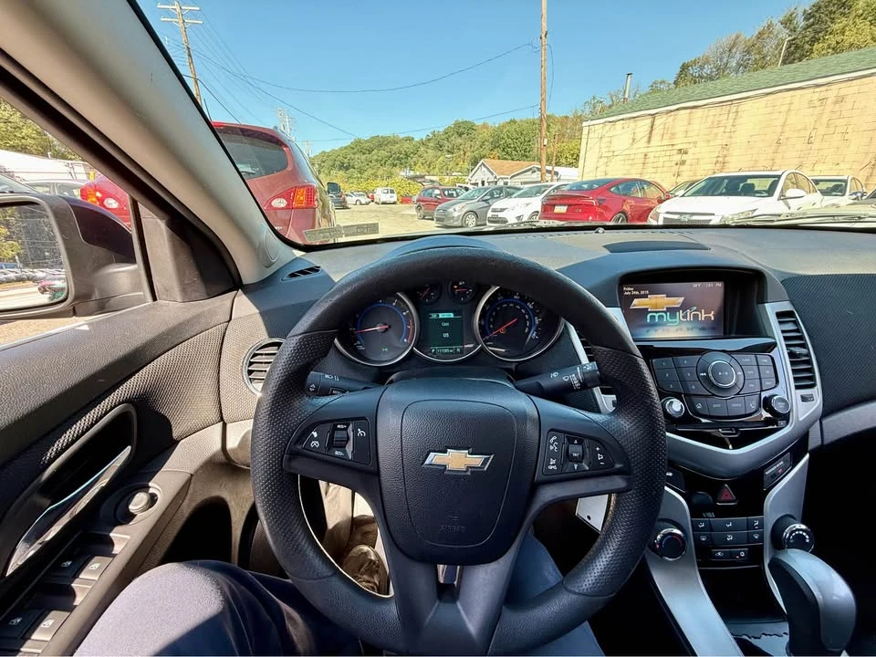 2016 Chevrolet Cruze - Image 11 of 14