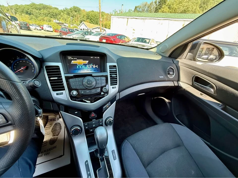 2016 Chevrolet Cruze - Image 10 of 14