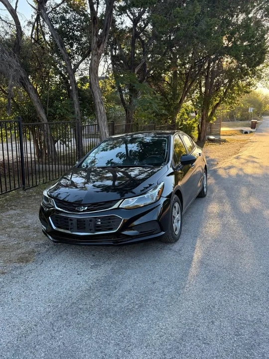 2016 Chevrolet Cruze - Image 2 of 8