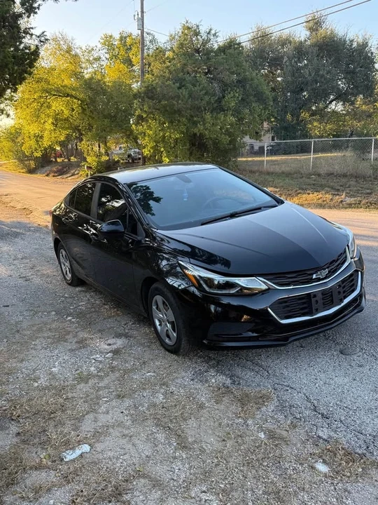 2016 Chevrolet Cruze - Image 4 of 8