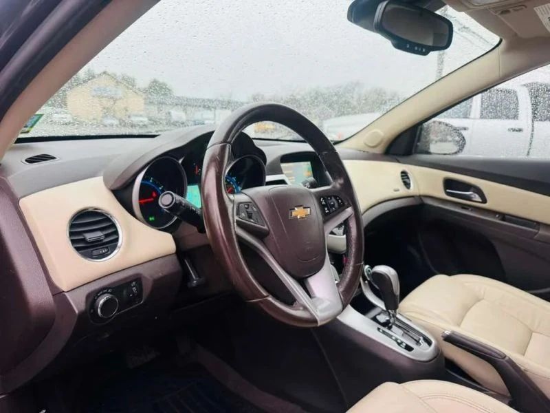 2016 Chevrolet Cruze - Image 11 of 12