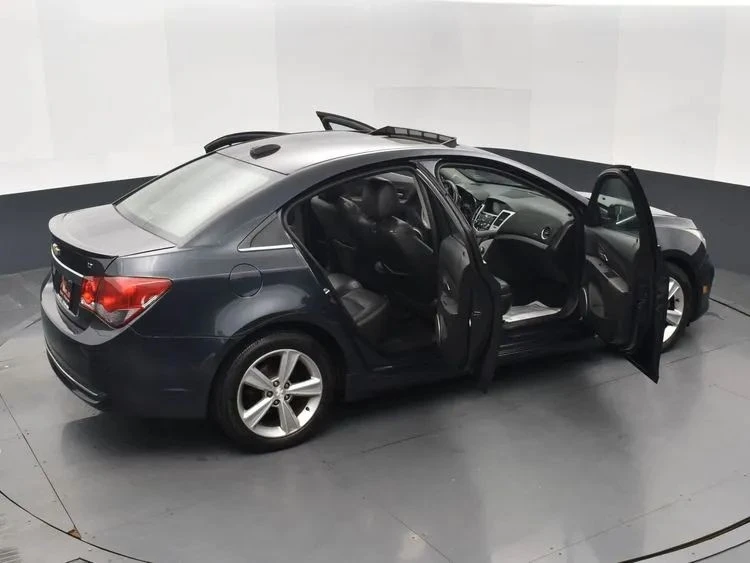 2016 Chevrolet Cruze - Image 6 of 12
