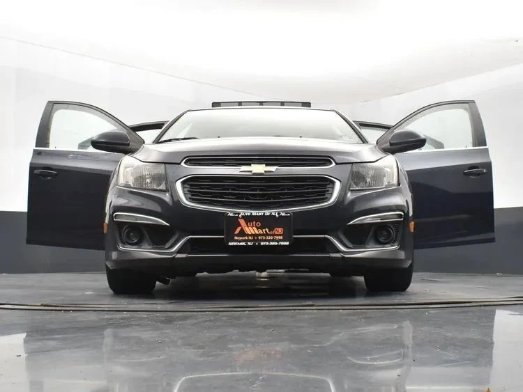 2016 Chevrolet Cruze - Image 11 of 12