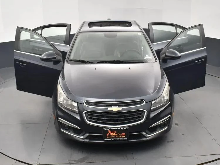 2016 Chevrolet Cruze - Image 10 of 12