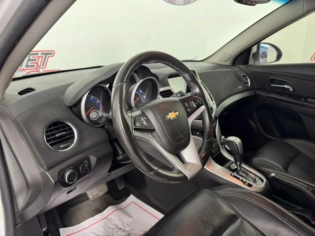 2016 Chevrolet Cruze - Image 10 of 12