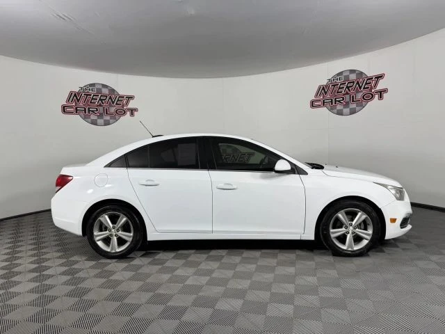2016 Chevrolet Cruze - Image 8 of 12