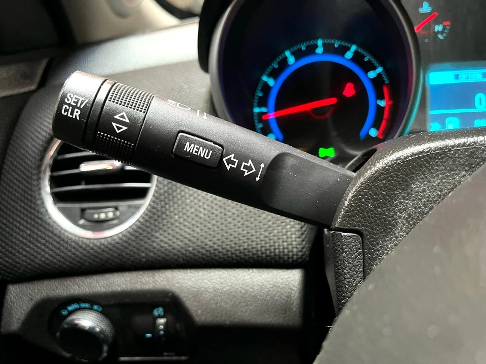 2016 Chevrolet Cruze - Image 16 of 21