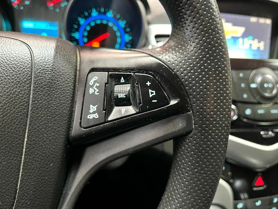 2016 Chevrolet Cruze - Image 14 of 21