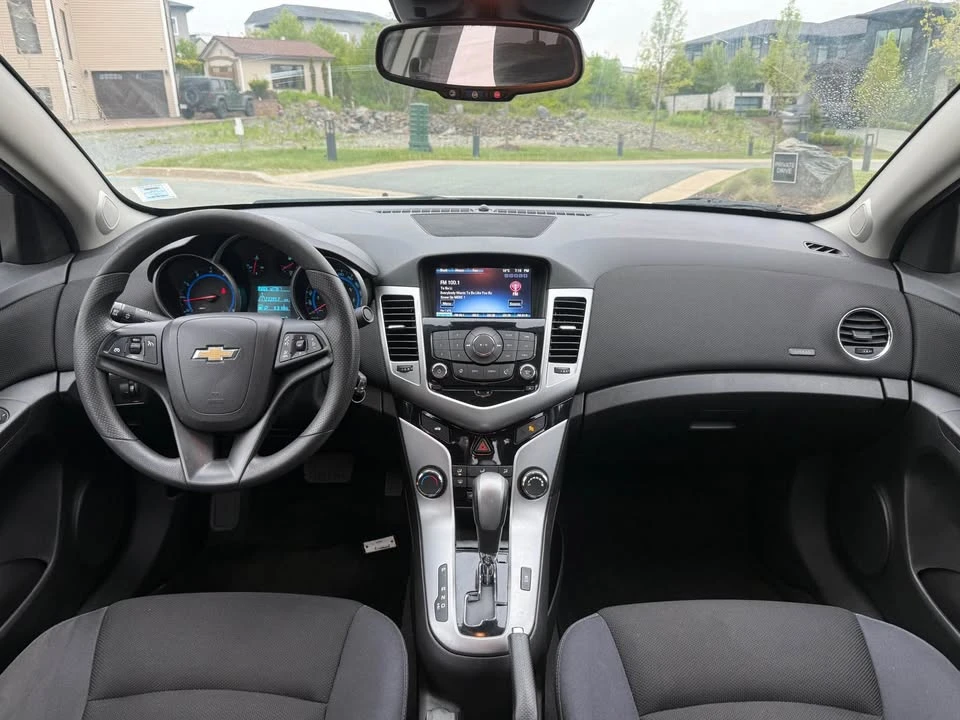 2016 Chevrolet Cruze - Image 11 of 18
