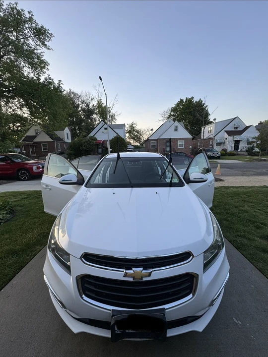 2016 Chevrolet Cruze - Image 5 of 12